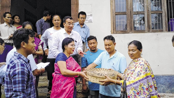 Chicks distributed, Director stresses on benefits of backyard poultry  farming - The Sangai Express - Largest Circulated NewsPaper in Manipur