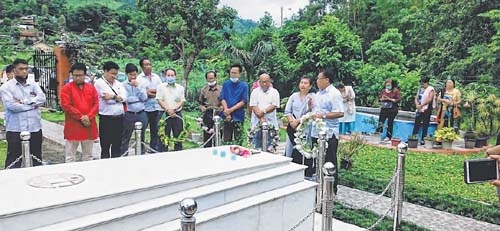 Prof Gangmumei Kamei reme Prof Gangmumei Kamei reme