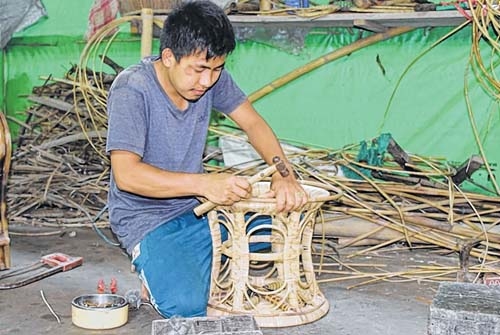 Artisan sets example desp Artisan sets example desp