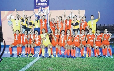 Manipur survive penalty s