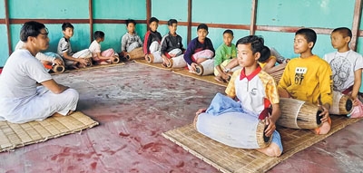 Passing down the art of m Passing down the art of m