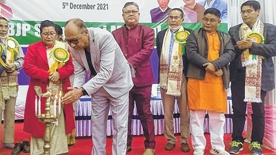 No pol party deserves cre No pol party deserves cre