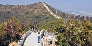 CM inspects works at Kang CM inspects works at Kang