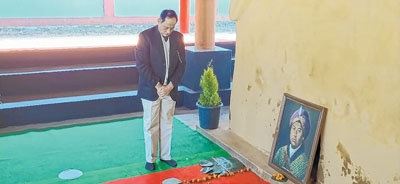 RK Meghen sees bleak furture for younger generation RK Meghen sees bleak furture for younger generation