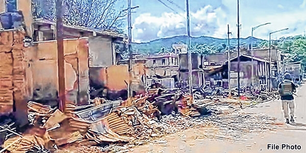 Manipur মণিপুর খবর 11th October 2023: বাস্তুচ্যুত ব্যক্তিদের সম্পত্তি দখলের চেষ্টা, পপি বীজের পার্সেল জব্দ, ডেঙ্গু আক্রান্তের সংখ্যা বাড়ছে, 18 কুকি বন্দিকে স্থানান্তর, দাবিহীন মৃতদেহ নিষ্পত্তির জন্য সরকার, CoTU-র মৃতদেহ দাবি করার সিদ্ধান্ত Manipur মণিপুর খবর 11th October 2023: বাস্তুচ্যুত ব্যক্তিদের সম্পত্তি দখলের চেষ্টা, পপি বীজের পার্সেল জব্দ, ডেঙ্গু আক্রান্তের সংখ্যা বাড়ছে, 18 কুকি বন্দিকে স্থানান্তর, দাবিহীন মৃতদেহ নিষ্পত্তির জন্য সরকার, CoTU-র মৃতদেহ দাবি করার সিদ্ধান্ত