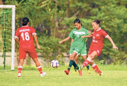 Manipur take pole position after opening day of Group B action in Senior Women's NFC
