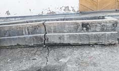 Cracks emerge near Tunnel No 12 Cracks emerge near Tunnel No 12