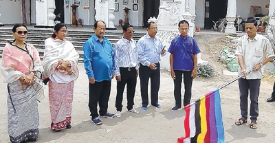 front photo front photo