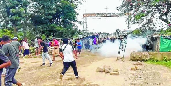 Retaliation to total shutdown continues to haunt : Inter-dist blockade affects Kpi CoTU's bid to march up to Kanglatongbi foiled