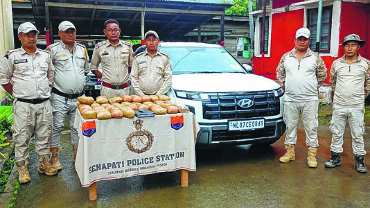 Driver gives the slip, leaves 49.5 Kg opium